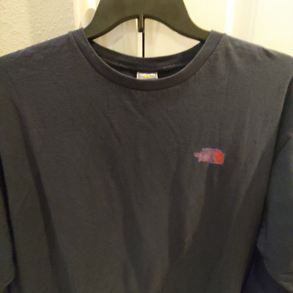 The North Face Shirt Mens Large blue Long Sleeve Exploring Outdoors Hiking - Picture 3 of 4